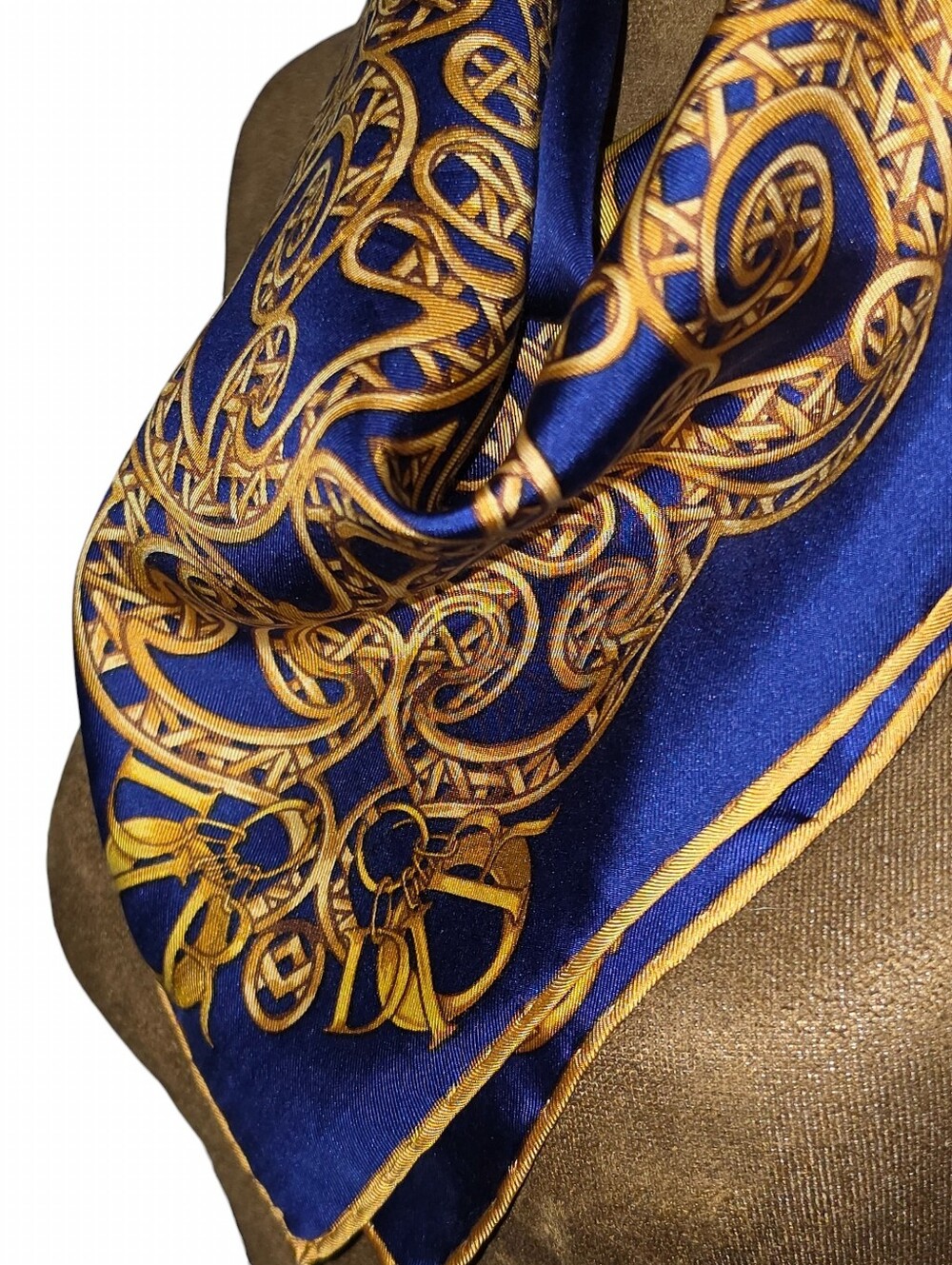 DIOR SCARF - Picture 3 of 16